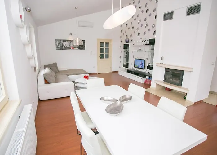 Vila House Hacienda Montizana